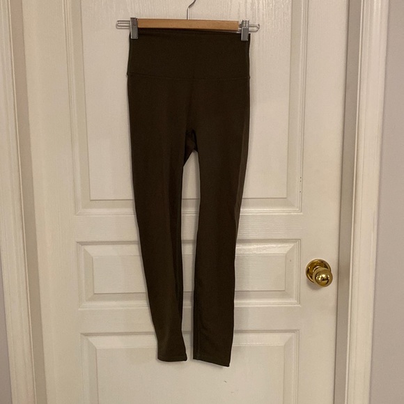 Leggings - Picture 1 of 3